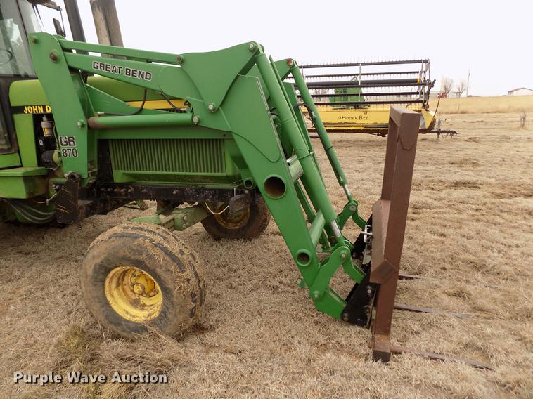 image for item FA9520 1989 John Deere 4755 tractor