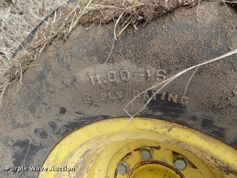 image for item FA9520 1989 John Deere 4755 tractor