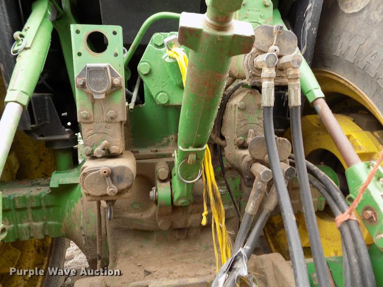 image for item FA9520 1989 John Deere 4755 tractor