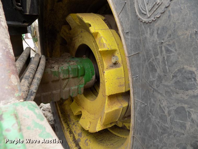 image for item FA9520 1989 John Deere 4755 tractor