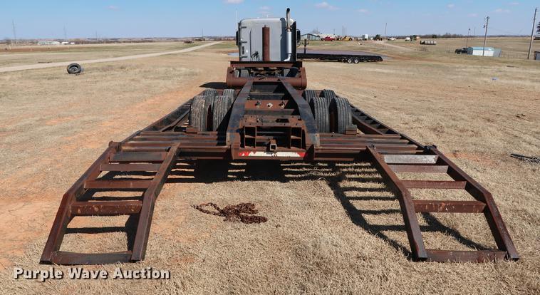 image for item FE9598 Kent's shop built combine trailer