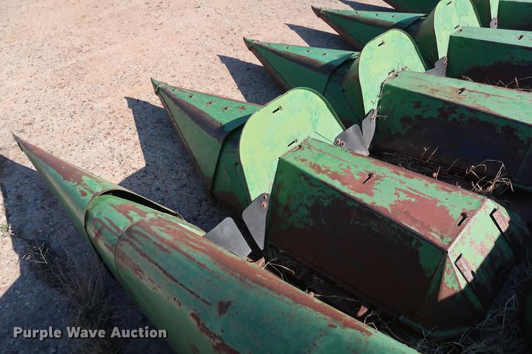 image for item FE9599 (2) John Deere 643 corn heads