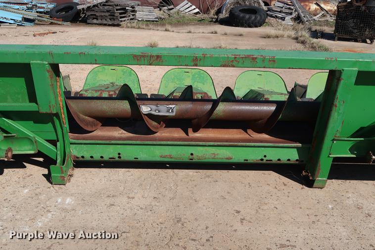 image for item FE9599 (2) John Deere 643 corn heads