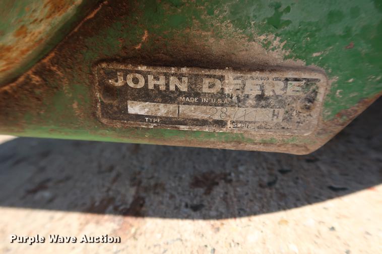 image for item FE9599 (2) John Deere 643 corn heads