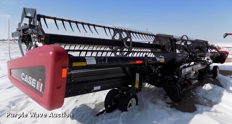 image for item FH9155 2011 Case IH 2162 35M10 2BH flex draper head