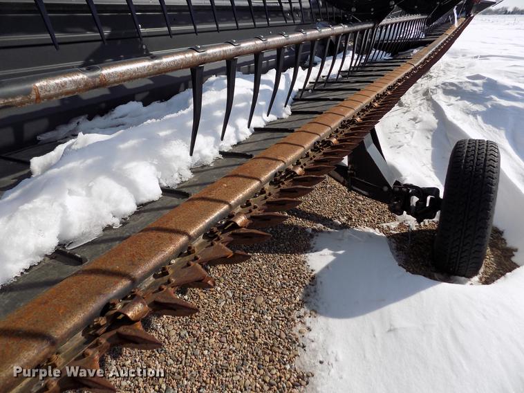 image for item FH9155 2011 Case IH 2162 35M10 2BH flex draper head