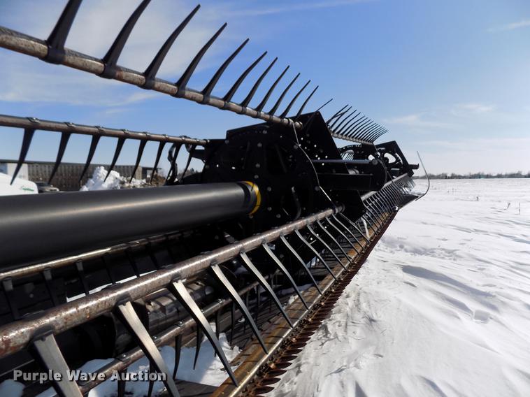 image for item FH9155 2011 Case IH 2162 35M10 2BH flex draper head