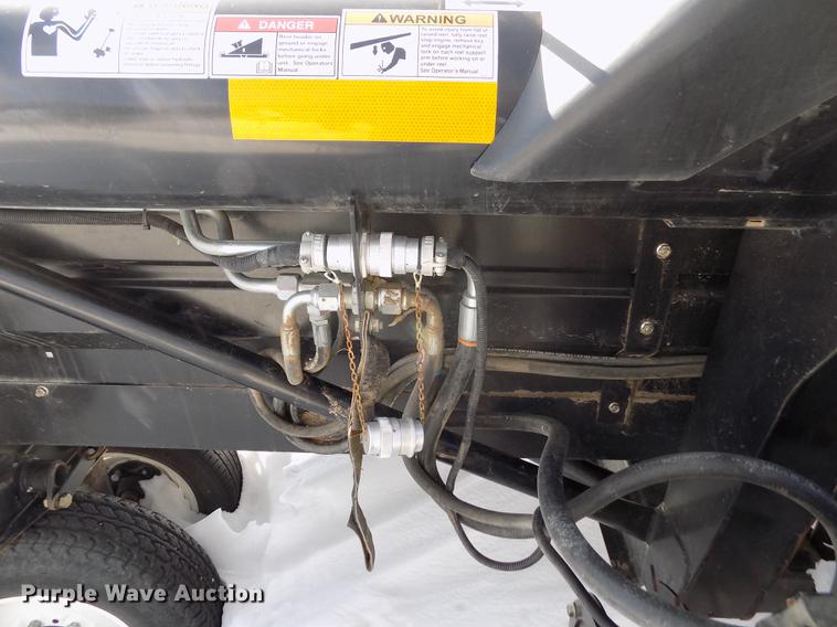 image for item FH9155 2011 Case IH 2162 35M10 2BH flex draper head