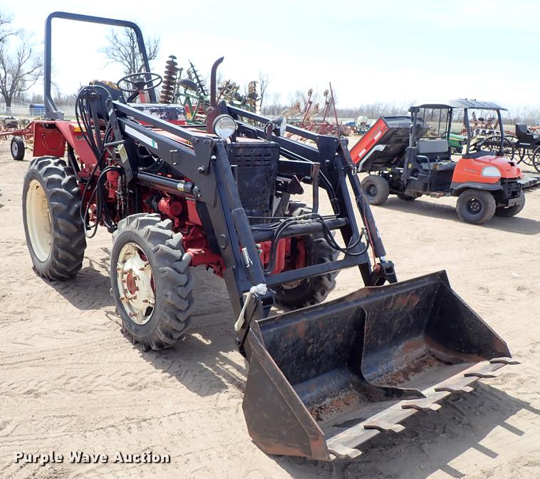 image for item FN9817 Belarus 310 MFWD tractor