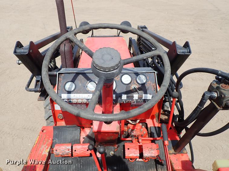 image for item FN9817 Belarus 310 MFWD tractor