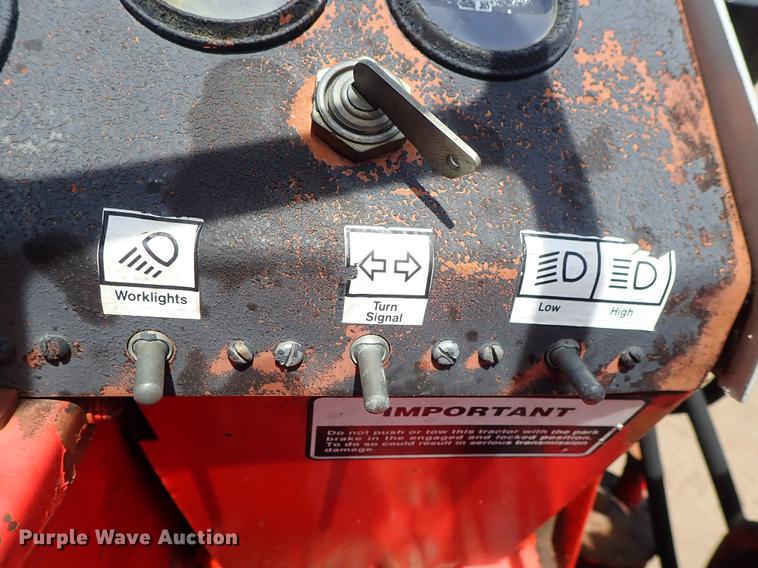 image for item FN9817 Belarus 310 MFWD tractor