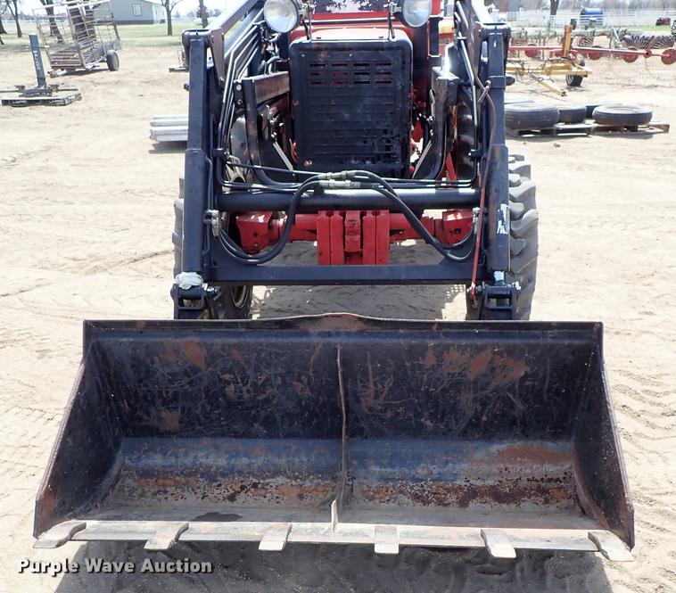 image for item FN9817 Belarus 310 MFWD tractor