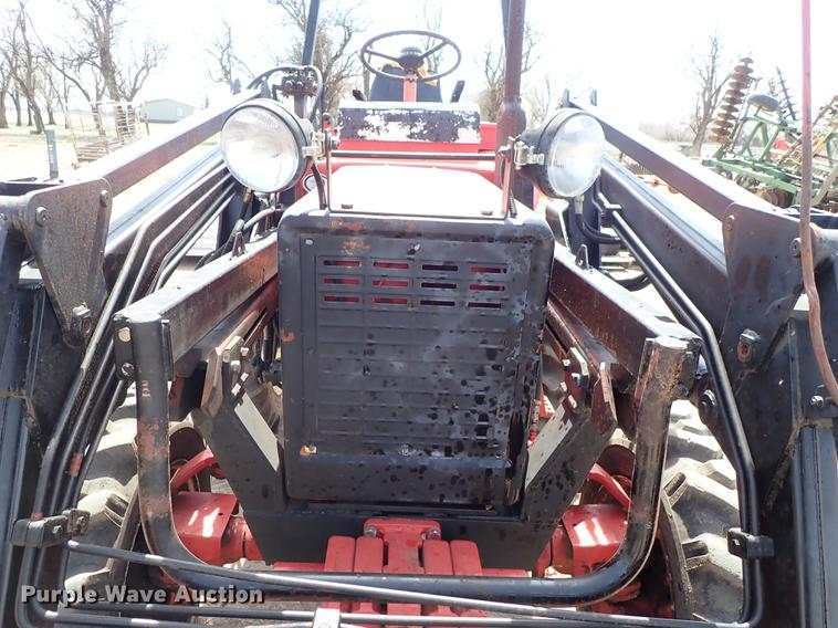 image for item FN9817 Belarus 310 MFWD tractor