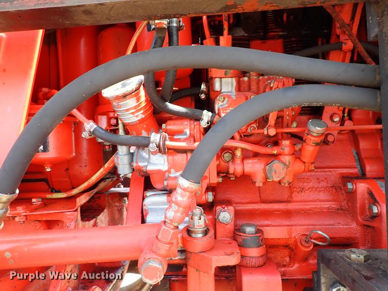 image for item FN9817 Belarus 310 MFWD tractor