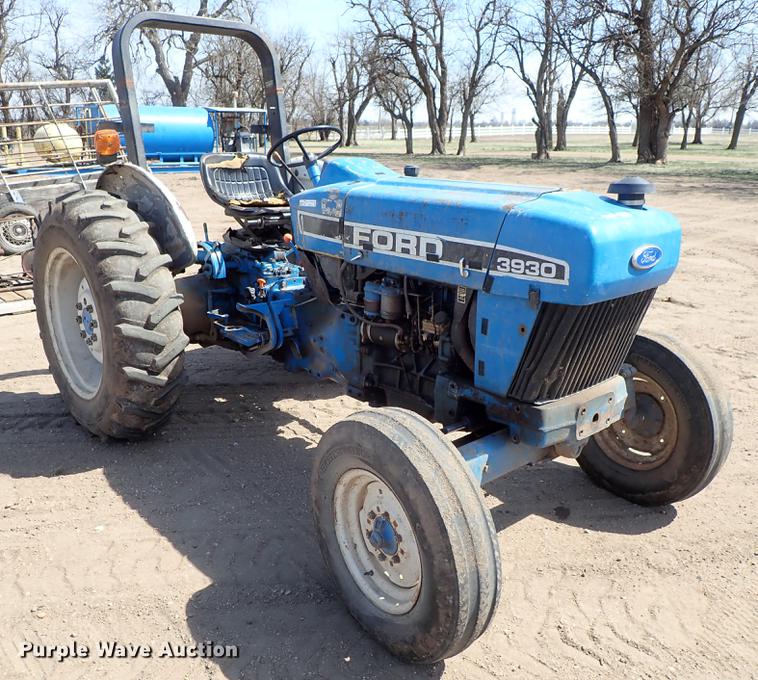 image for item FN9831 Ford 3930 tractor