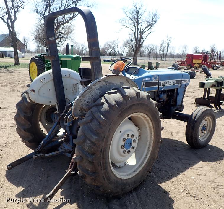 image for item FN9831 Ford 3930 tractor