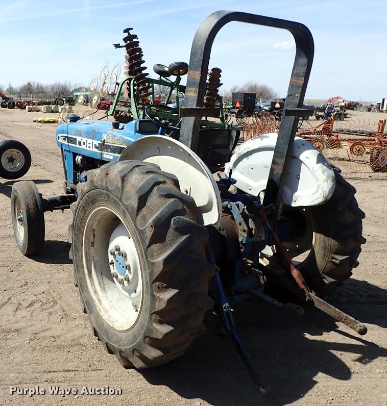 image for item FN9831 Ford 3930 tractor