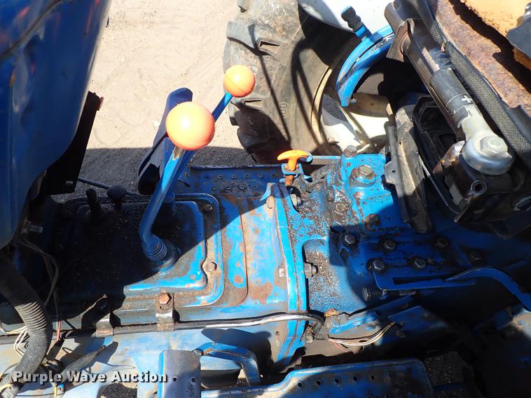 image for item FN9831 Ford 3930 tractor