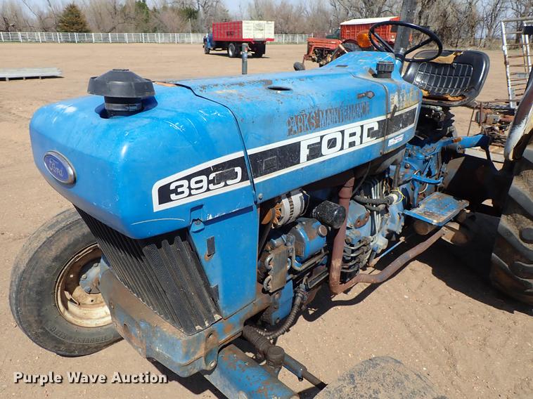 image for item FN9831 Ford 3930 tractor