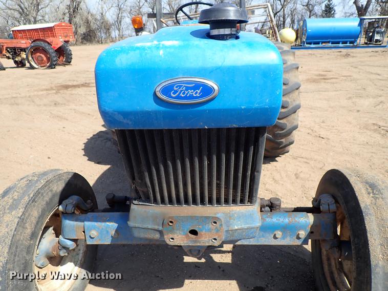 image for item FN9831 Ford 3930 tractor