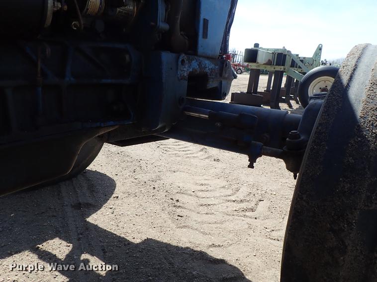 image for item FN9831 Ford 3930 tractor