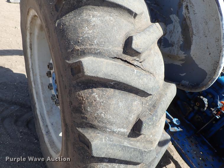image for item FN9831 Ford 3930 tractor