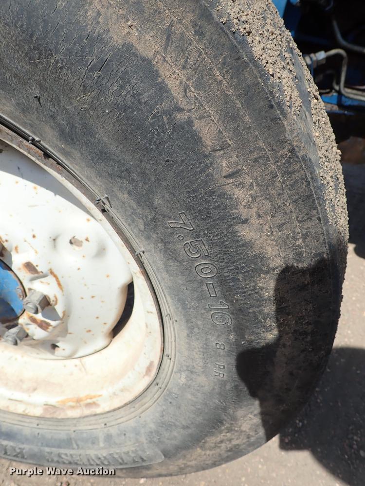 image for item FN9831 Ford 3930 tractor