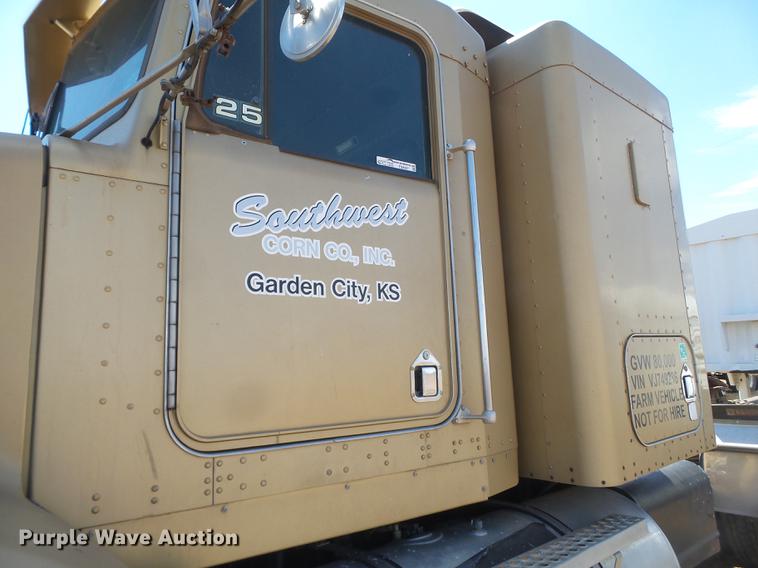 image for item FS9507 1997 Kenworth T800 semi truck