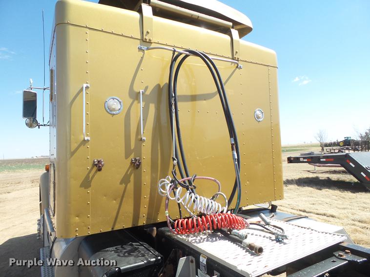 image for item FS9507 1997 Kenworth T800 semi truck