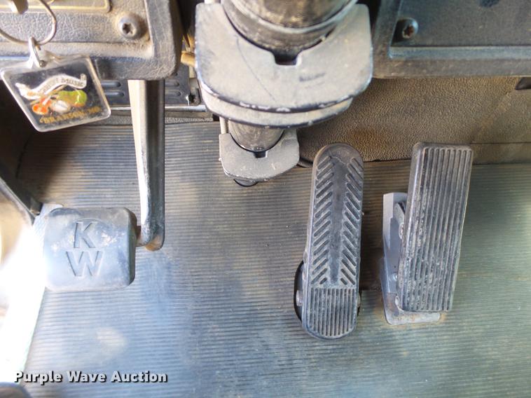 image for item FS9507 1997 Kenworth T800 semi truck