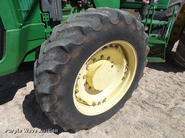 image for item FS9509 1998 John Deere 8400 MFWD tractor