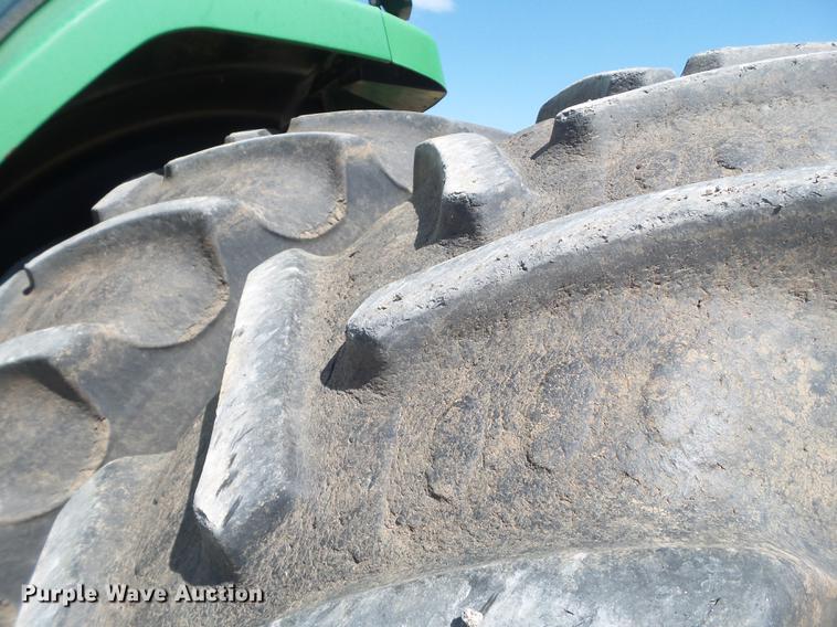 image for item FS9509 1998 John Deere 8400 MFWD tractor