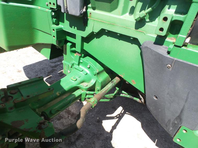 image for item FS9509 1998 John Deere 8400 MFWD tractor