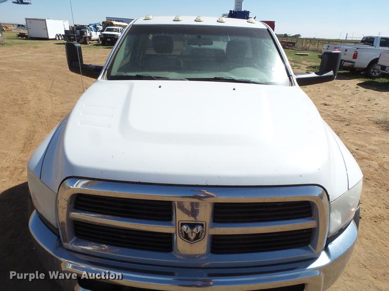 image for item FS9510 2011 Dodge Ram 5500 truck cab and chassis