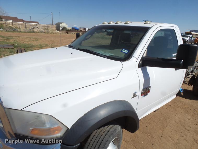 image for item FS9510 2011 Dodge Ram 5500 truck cab and chassis