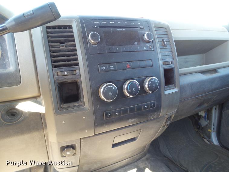 image for item FS9510 2011 Dodge Ram 5500 truck cab and chassis