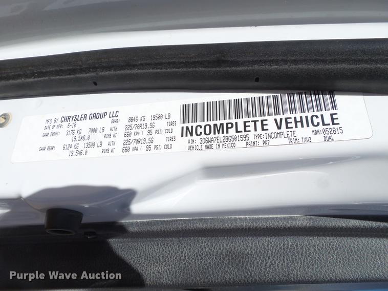 image for item FS9510 2011 Dodge Ram 5500 truck cab and chassis