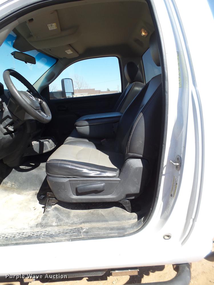 image for item FS9511 2012 Dodge Ram 4500 truck cab and chassis