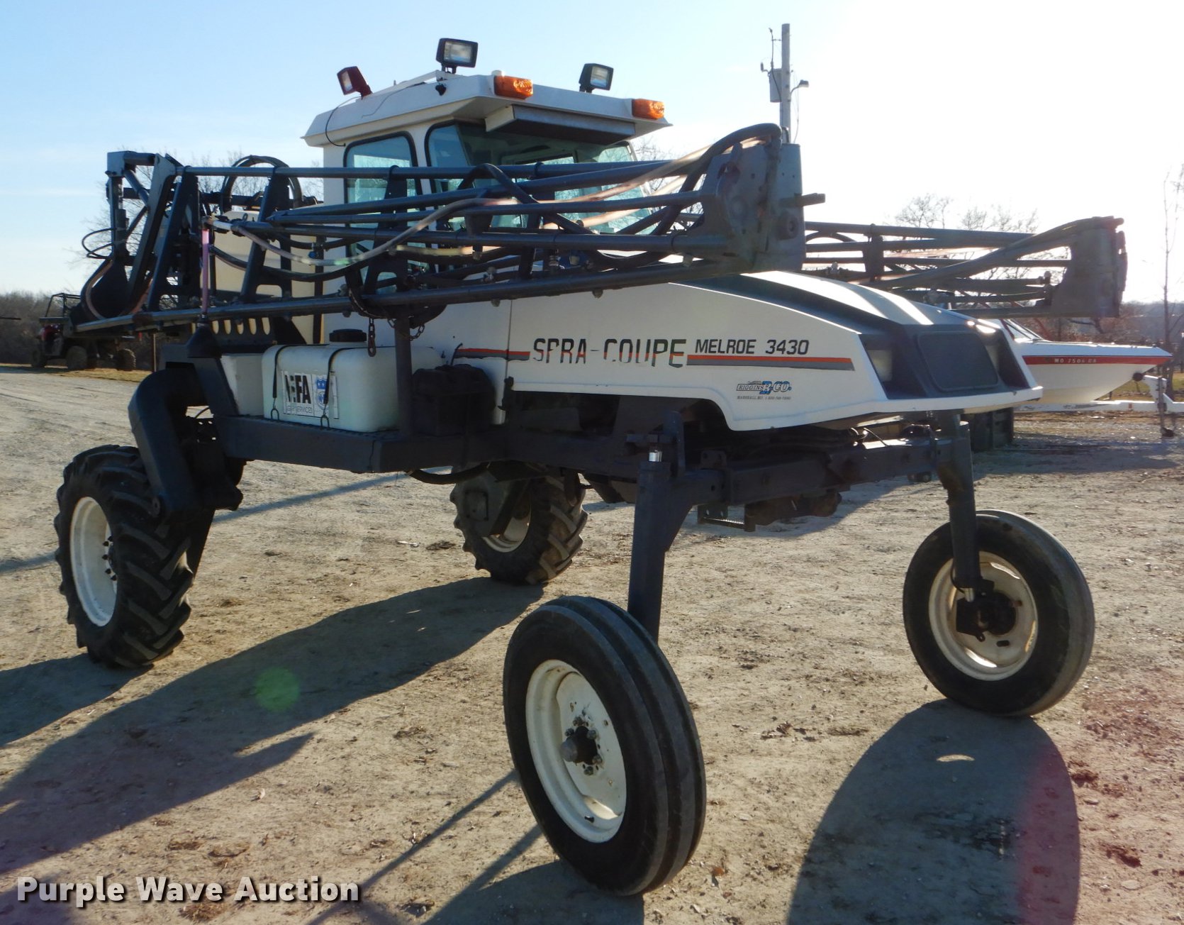 SpraCoupe 3430 sprayer in Knox City, MO | Item DE6078 sold | Purple Wave