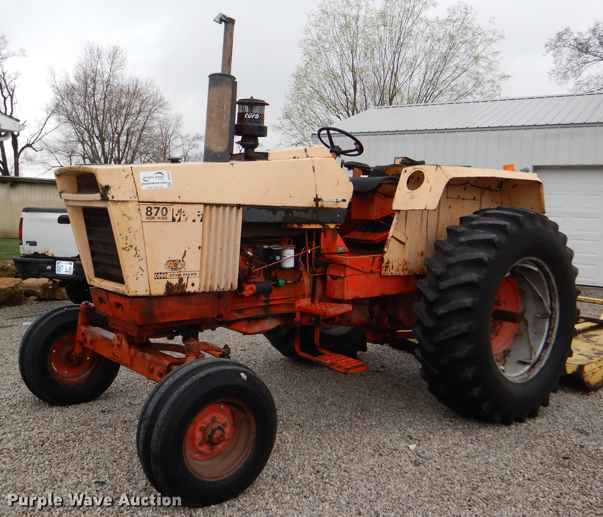 1973 Case David Brown 870 AgriKing tractor in Hillsdale, KS Item