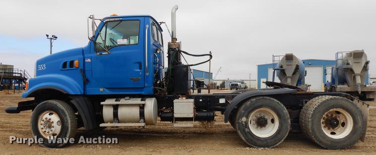image for item DD3618 2009 Sterling L-Line semi truck