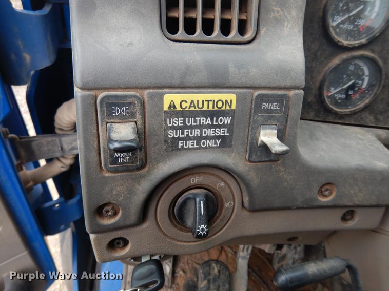 image for item DD3618 2009 Sterling L-Line semi truck