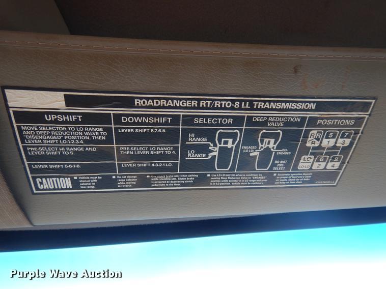 image for item DD3618 2009 Sterling L-Line semi truck