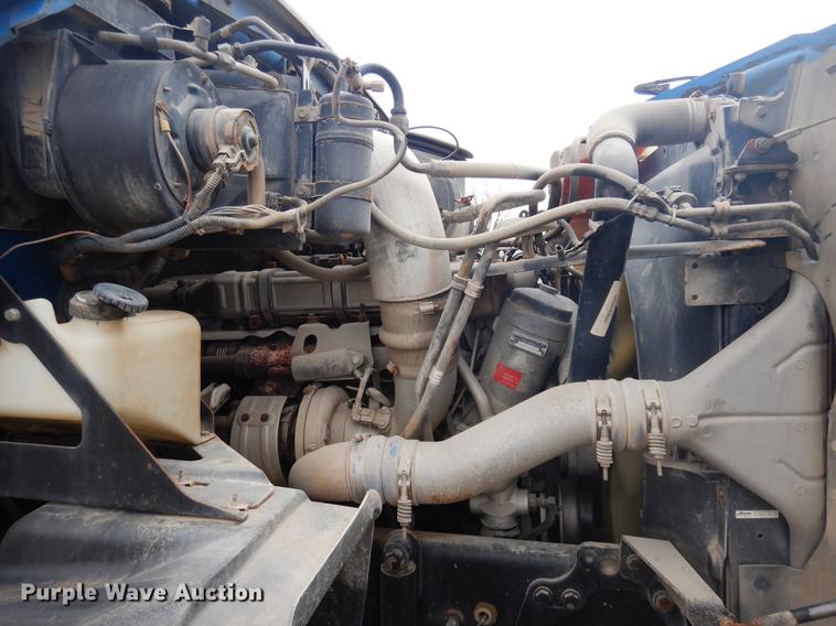 image for item DD3618 2009 Sterling L-Line semi truck