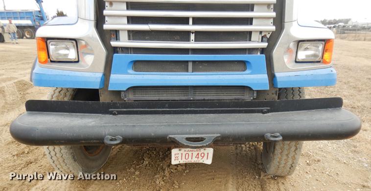 image for item DD3618 2009 Sterling L-Line semi truck