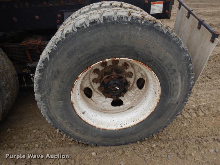 image for item DD3618 2009 Sterling L-Line semi truck