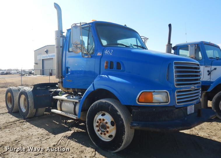 image for item DD3619 2000 Sterling A-Line semi truck