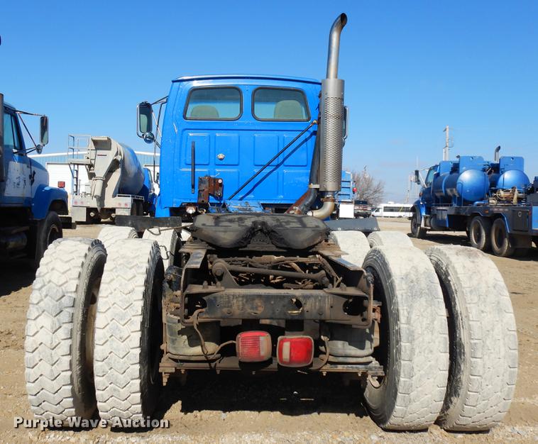 image for item DD3619 2000 Sterling A-Line semi truck