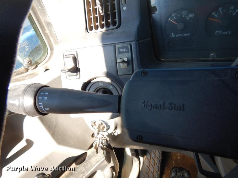 image for item DD3619 2000 Sterling A-Line semi truck