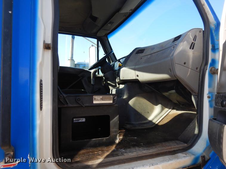 image for item DD3619 2000 Sterling A-Line semi truck